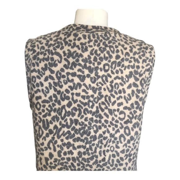 gaze NWT Women's Crop Fuzzy Animal Print Button Front Sweater Vest Top Camel SM - Picture 6 of 12